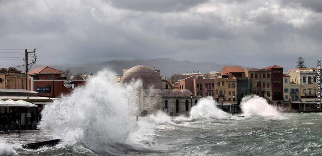 Συναγερμός στο Ηράκλειο της Κρήτης λόγω &quot;Χιόνης&quot;