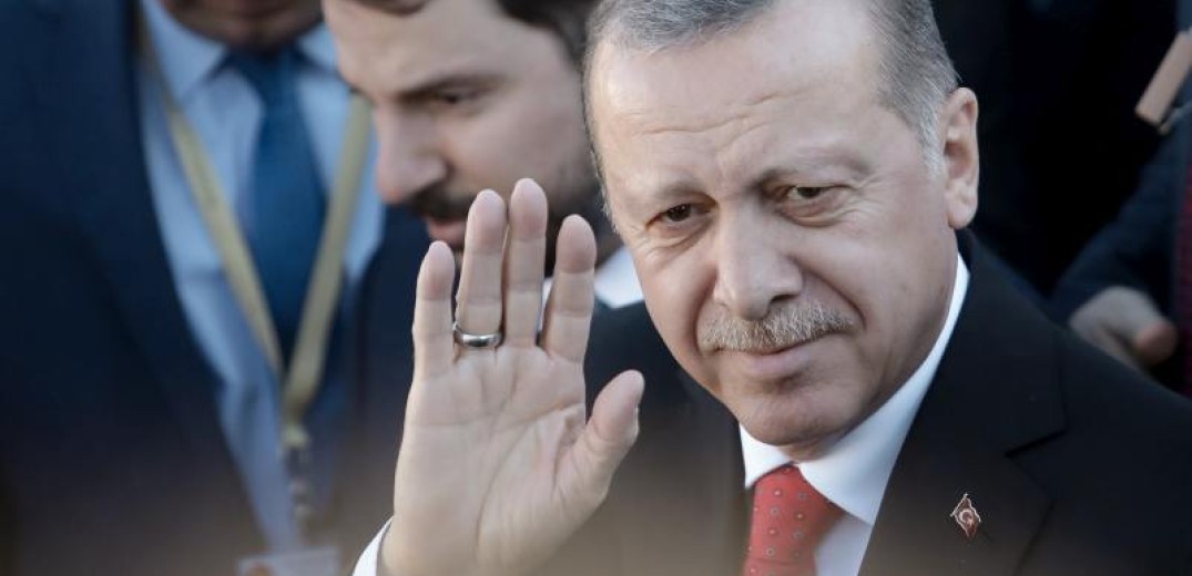Τουρκία: Η πανδημία αναζωπυρώνει την κόντρα του Ερντογάν με τον δήμαρχο Κωνσταντινούπολης