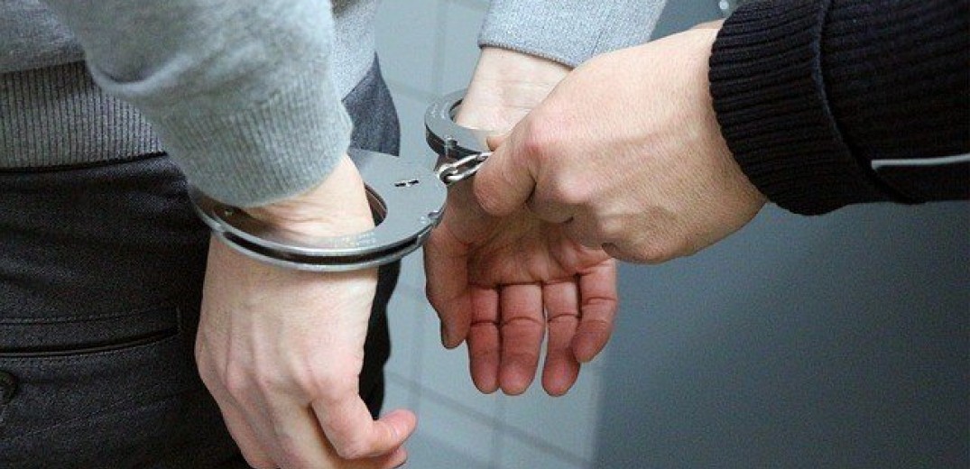 Σύλληψη για ναρκωτικά από στελέχη του Κεντρικού Λιμεναρχείου Πειραιά