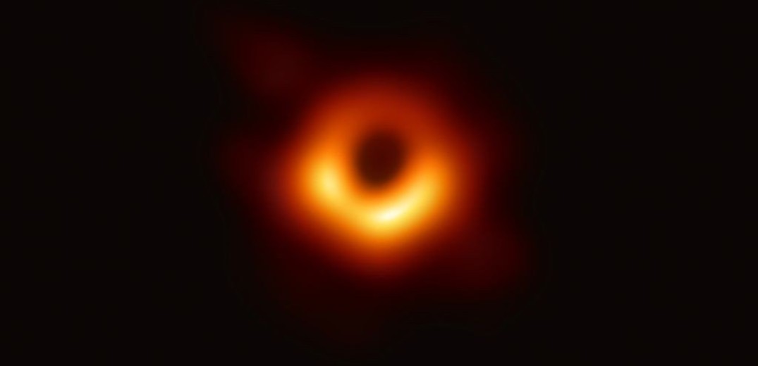 «Ποουβέχι» το επικρατέστερο όνομα για τη μαύρη τρύπα