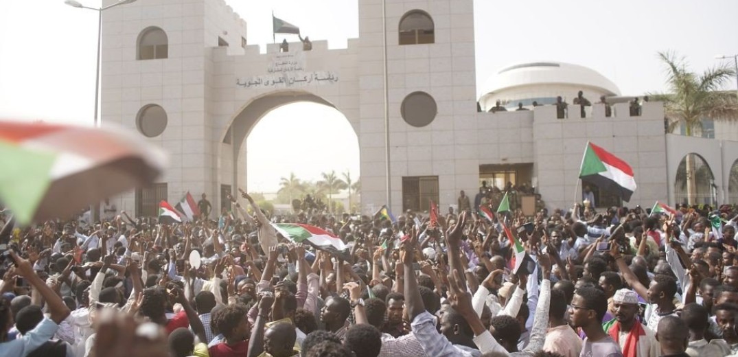 Σε γενική απεργία καλεί τους Σουδανούς το κίνημα αμφισβήτησης