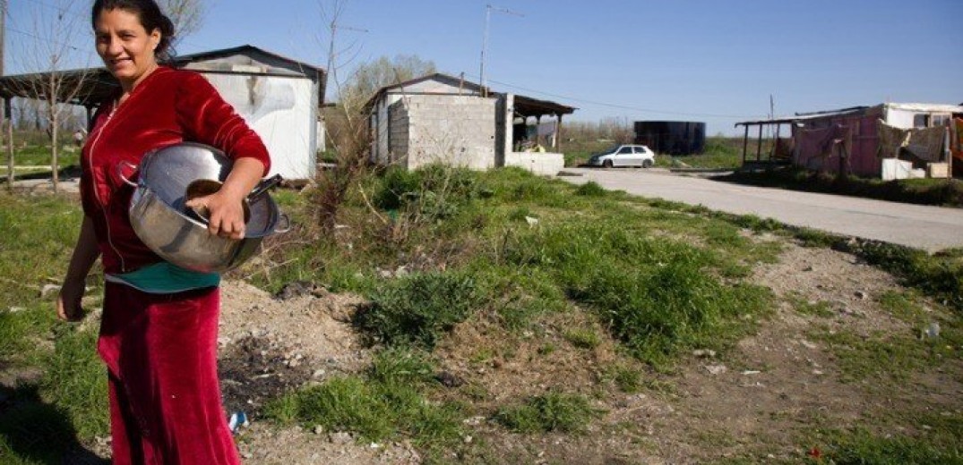 Παρεμβάσεις για τις συνθήκες διαβίωσης των Ρομά στο δήμο Δέλτα