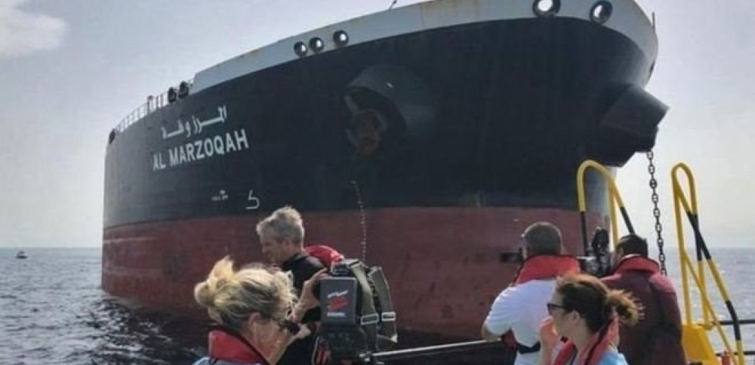 Εκρήξεις σε δεξαμενόπλοια κοντά στις ακτές του Ιράν