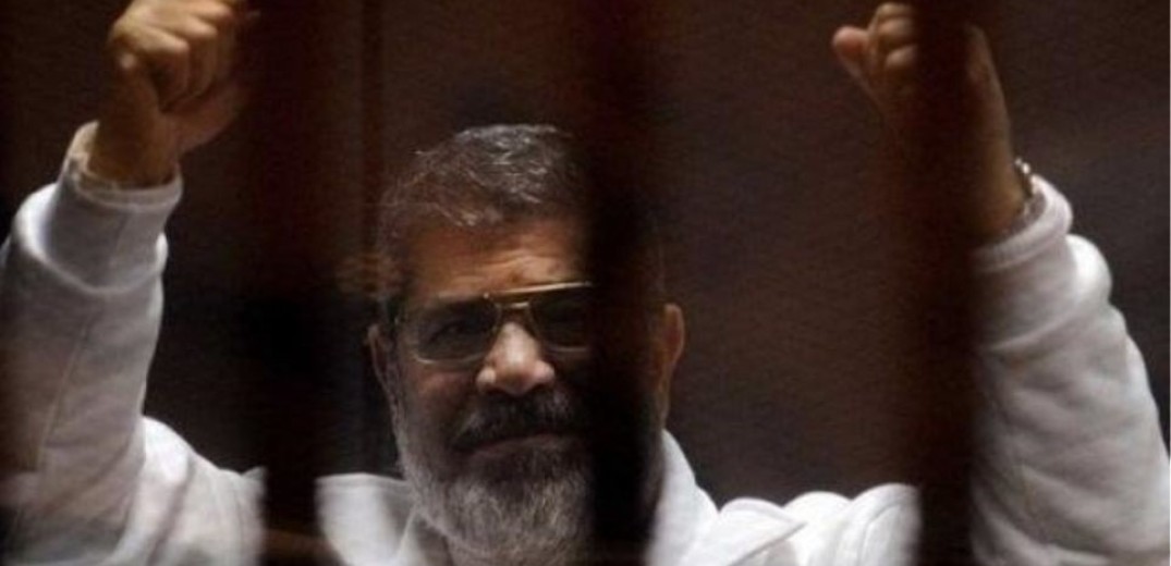 Αίγυπτος: Πέθανε μέσα στο δικαστήριο ο πρώην πρόεδρος της χώρας Μοχάμεντ Μόρσι 