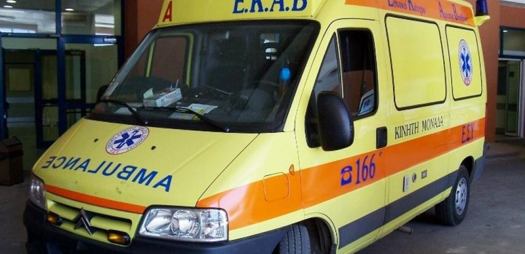 Επίσπευση για δεκαπέντε ασθενοφόρα για την Κεντρική Μακεδονία ζητά το ΕΚΑΒ