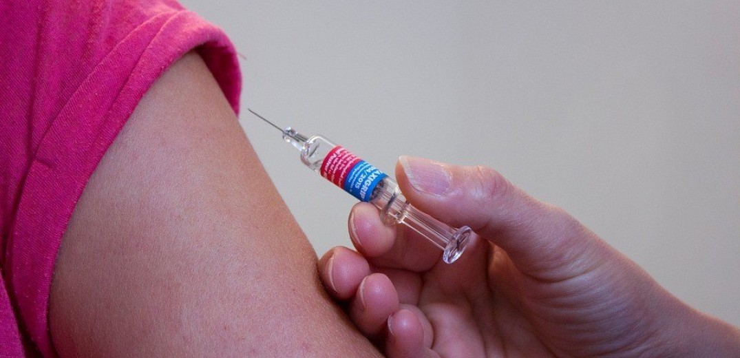 Σε υψηλά επίπεδα η εμβολιαστική κάλυψη στην Ελλάδα