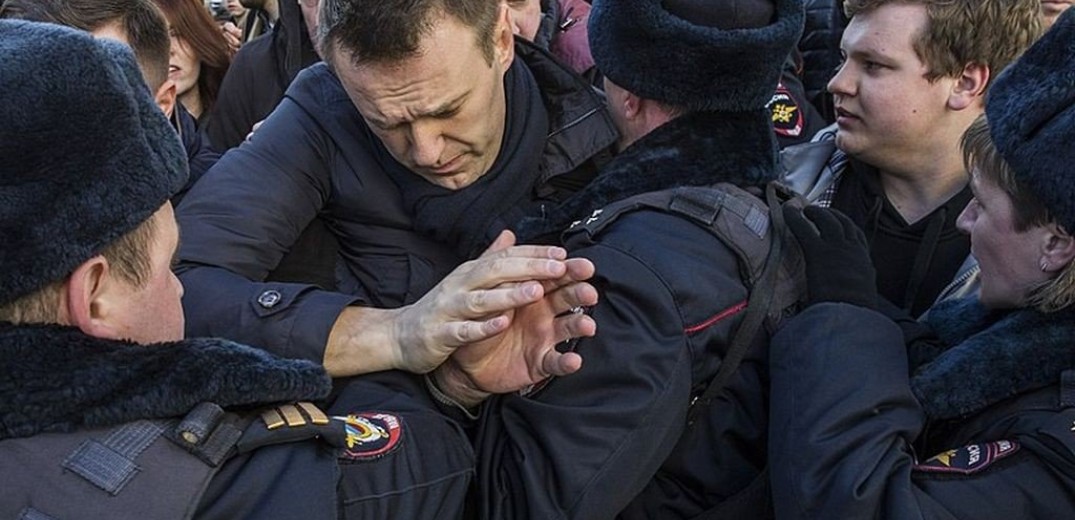 Ρωσία: Η αστυνομία πολλαπλασιάζει τις συλλήψεις υποστηρικτών του Ναβάλνι