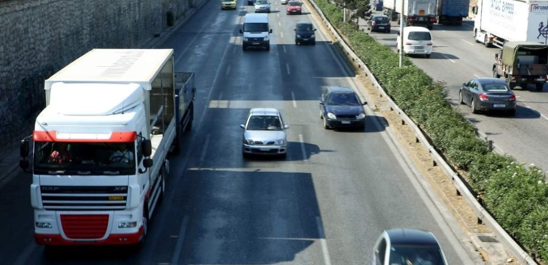 Μέτρα και απαγόρευση κυκλοφορίας φορτηγών ανακοίνωσε η τροχαία ενόψει Πάσχα