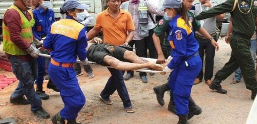 Κατέρρευσε κτήριο στην Καμπότζη-Επτά νεκροί