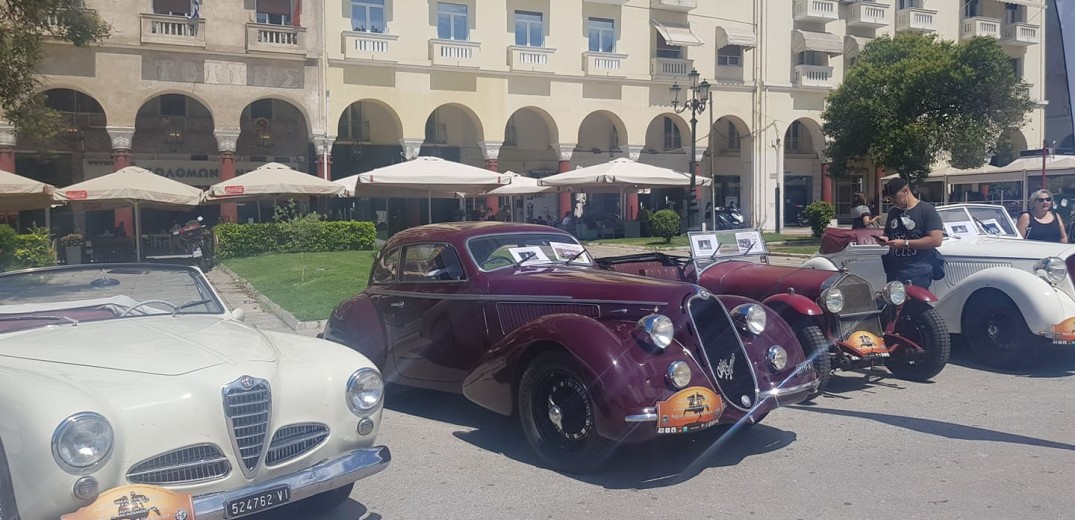 Θεσσαλονίκη: Ο θρύλος της Alfa Romeo στην πλατεία Αριστοτέλους 