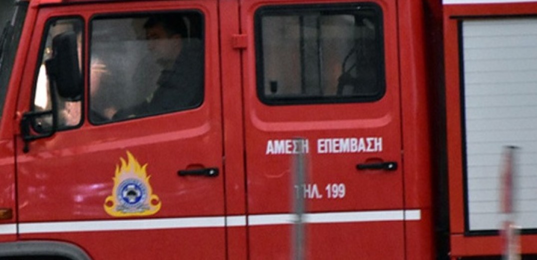 Θεσσαλονίκη: Φωτιά σε κατάστημα εστίασης στην Καλαμαριά - Τυλίχτηκε στις φλόγες η καμινάδα