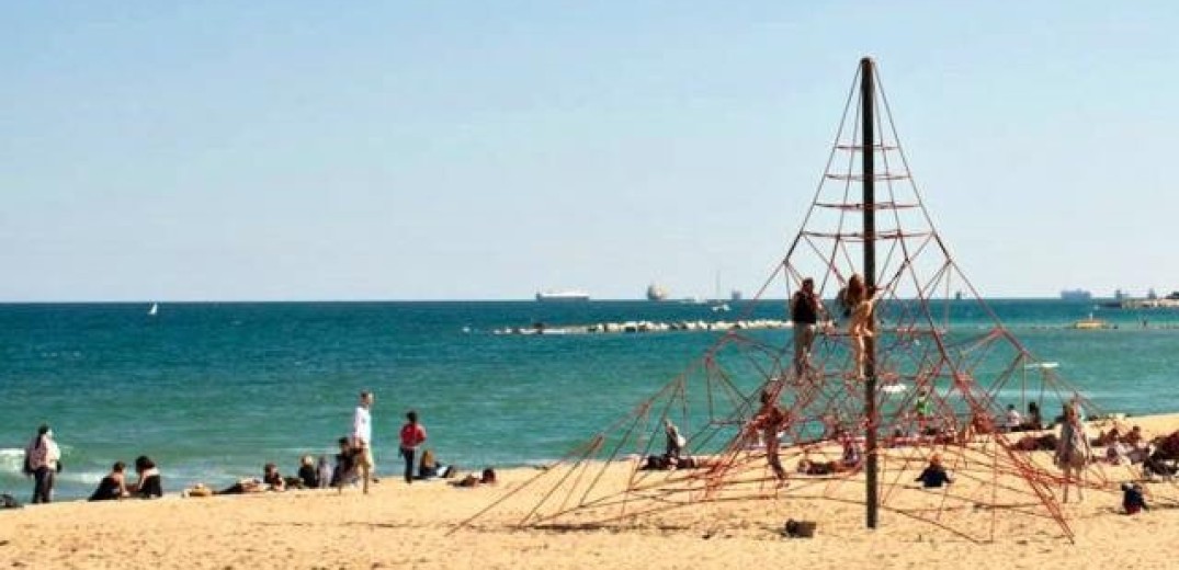 Εκκενώθηκε παραλία της Βαρκελώνης 