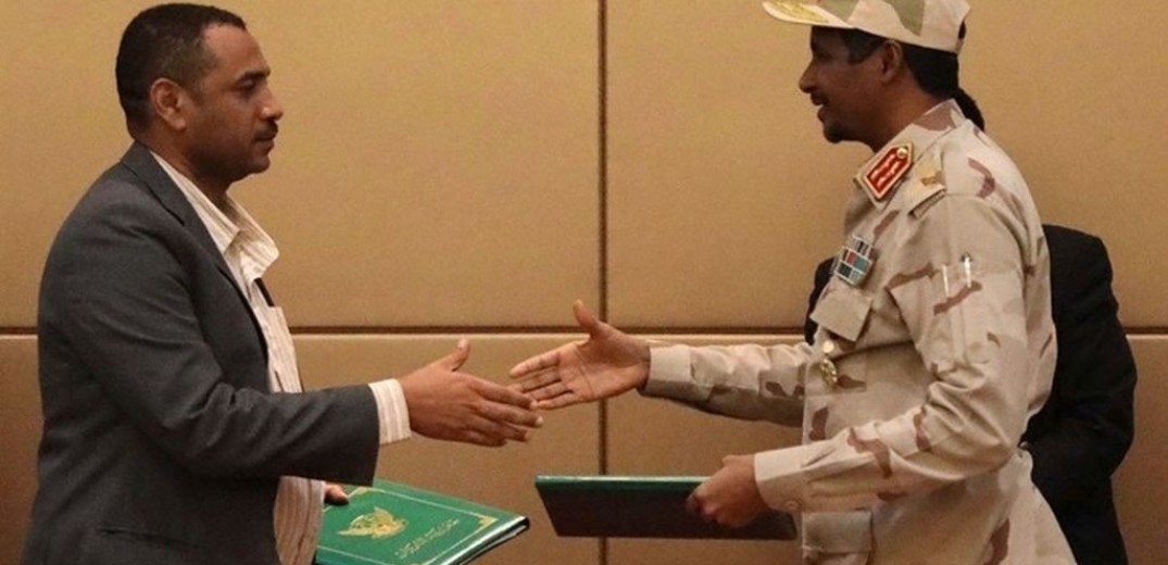 Στους πολιτικούς η εξουσία στο Σουδάν-Υπογράφηκε ιστορική συμφωνία