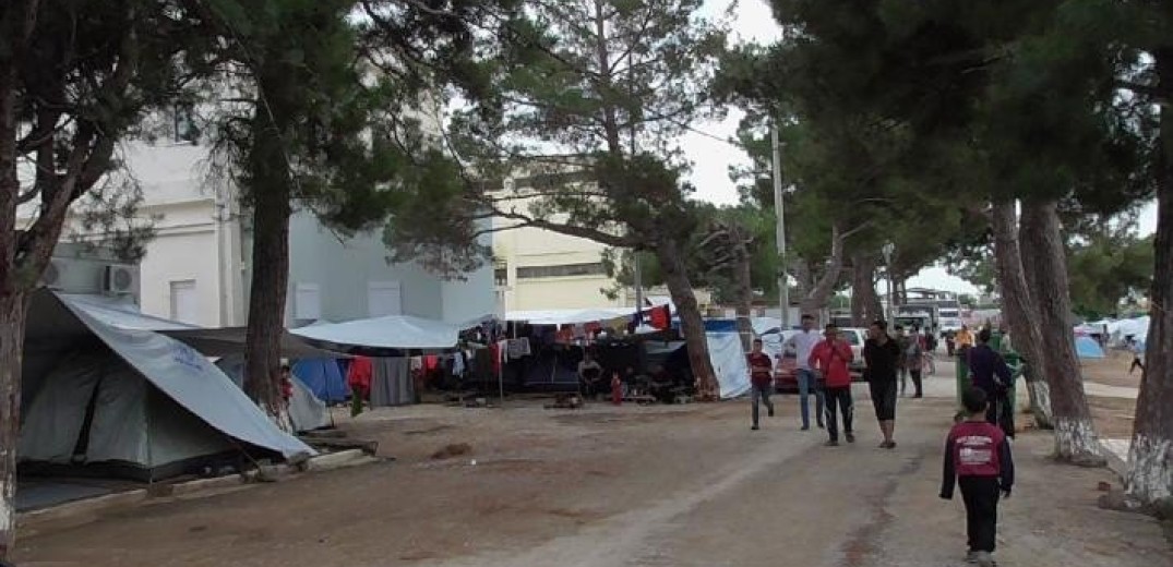 Στη Βουλή το θέμα της μετακίνησης των προσφυγόπουλων από το camp Διαβατών στο σχολείο 