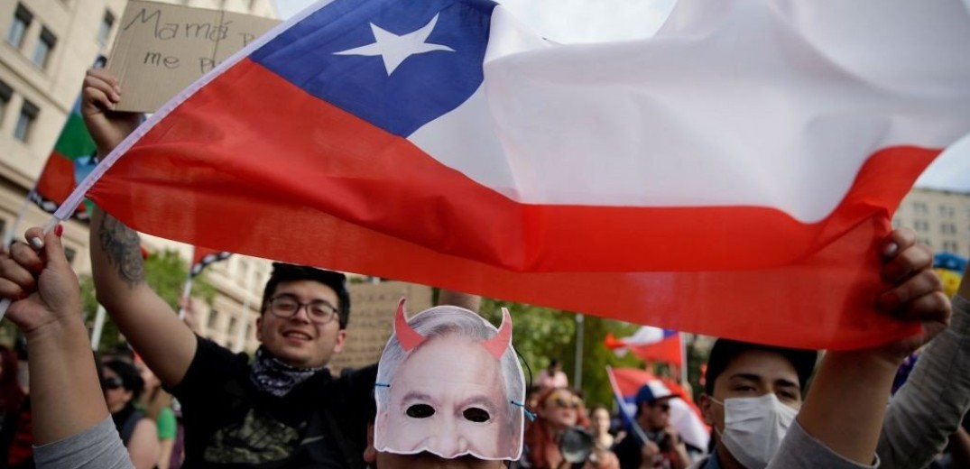 Χιλή: Χιλιάδες ξανά στους δρόμους κατά της κυβέρνησης