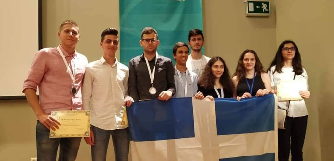 Εκατό μαθητές από τη Β. Ελλάδα βραβεύτηκαν για τις επιδόσεις τους στη Φυσική
