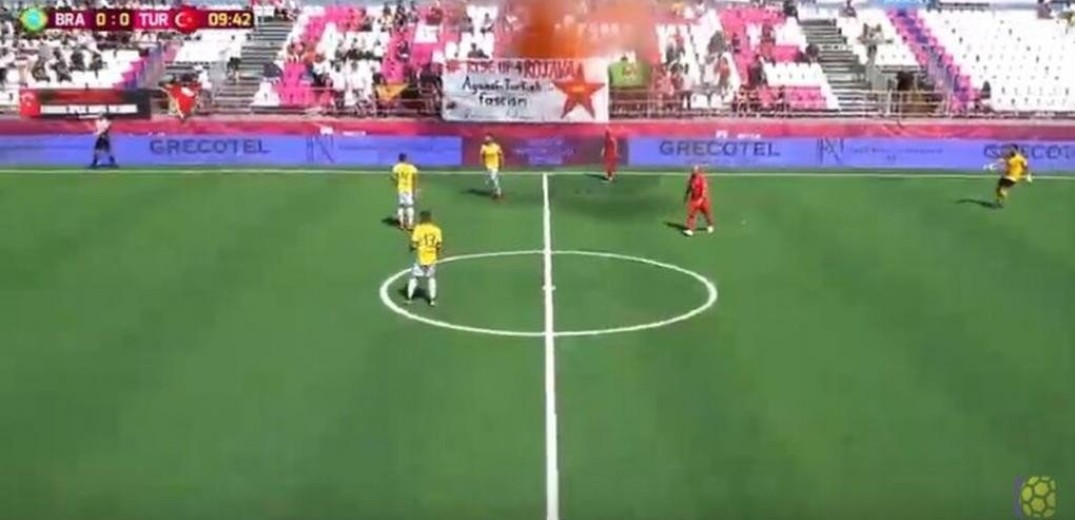 Μουντιάλ μίνι ποδοσφαίρου: Διεκόπη αγώνας της Τουρκίας στο Ρέθυμνο λόγω πανό υπέρ των Κούρδων (video)
