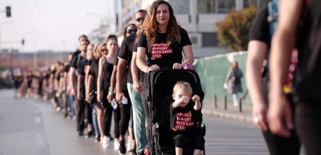 Θεσσαλονίκη: Περπάτησαν όλοι μαζί για την ελευθερία (video)