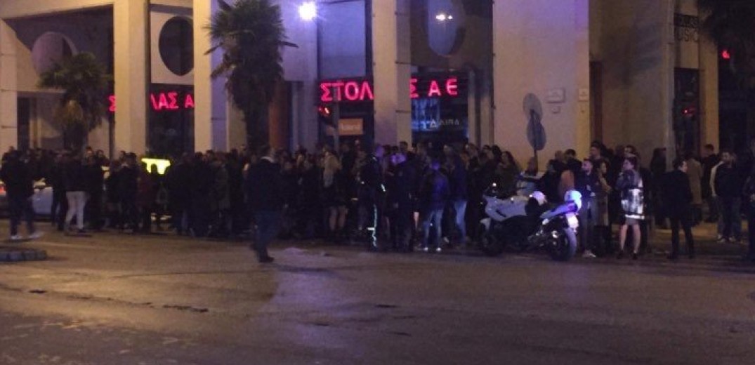 Τηλεφώνημα για βόμβα σε νυχτερινό μαγαζί της Θεσσαλονίκης (videos)