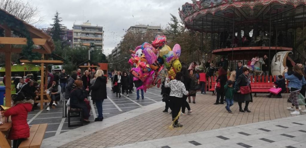 Θεσσαλονίκη: Τα πάνω-κάτω φέρνει ο δήμος στην Πλατεία Δικαστηρίων