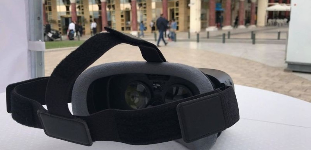 Θεσσαλονικείς και τουρίστες έκαναν περιήγηση στα μνημεία της πόλης με Virtual Reality