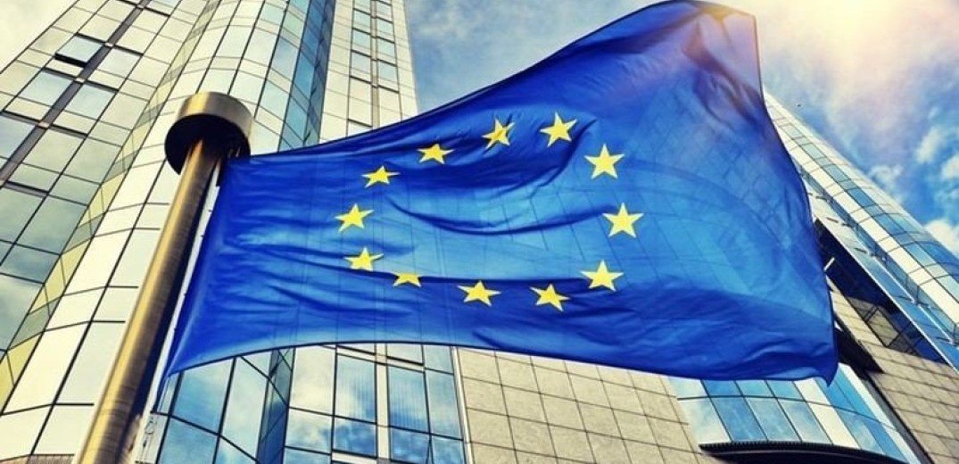 Διατήρηση της «δυναμικής» και «σταθερής» εφαρμογής του σχεδίου Ανάκαμψης και Ανθεκτικότητας συστήνει η Ευρωπαϊκή Επιτροπή