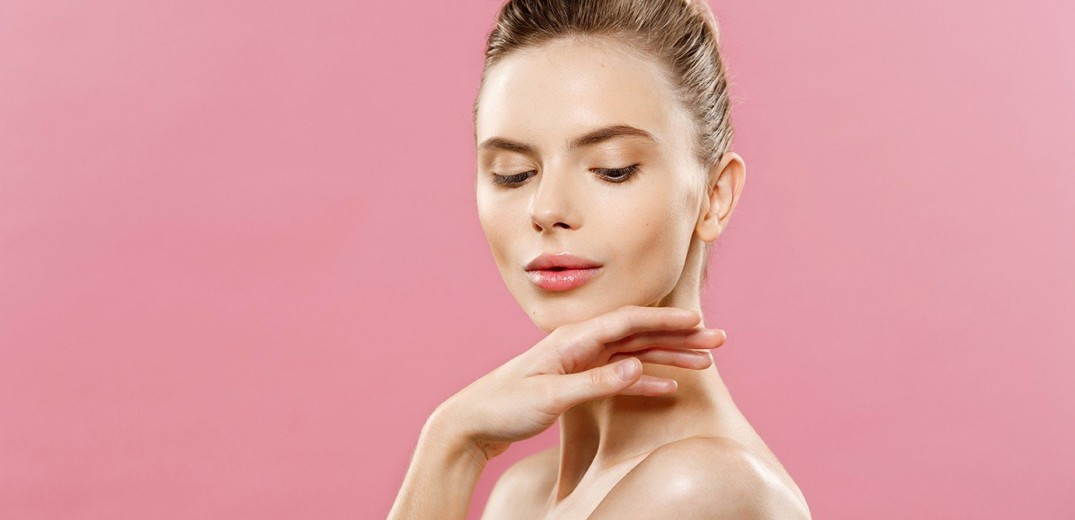 Βαθύς καθαρισμός προσώπου & λάμψη με το ﻿﻿ HYDROVIT® Facial Peeling Cream﻿