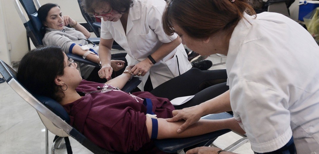 Βέροια: Εθελοντική αιμοδοσία του Γενικού Νοσοκομείου στα ΚΑΠΗ (βίντεο)