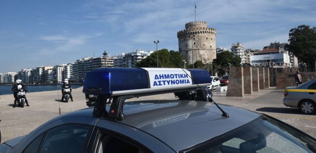Ο Μ. Χρυσοχοΐδης επαναφέρει την… κανονικότητα στη Θεσσαλονίκη