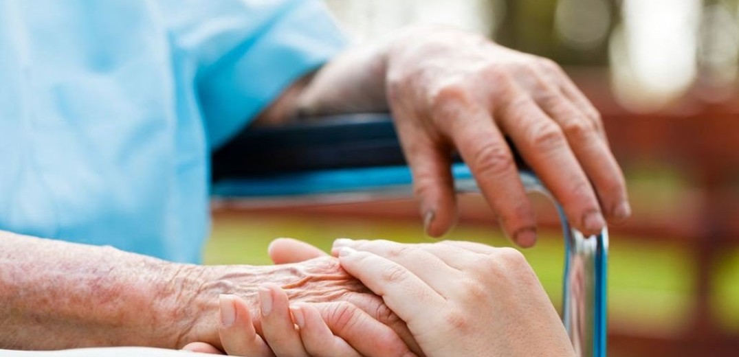 Το νοσοκομείο Παπανικολάου «ακούει» τους φροντιστές ασθενών με Alzheimer
