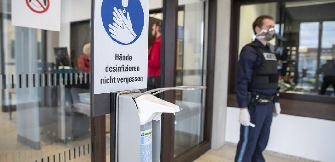Γερμανία: Έξι θάνατοι και 378 νέα κρούσματα σε μία ημέρα