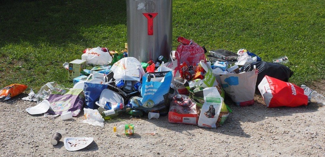 Θεσσαλονίκη: Μόνο το 20% των σκουπιδιών σε ξενοδοχεία και καταστήματα εστίασης ανακυκλώνεται