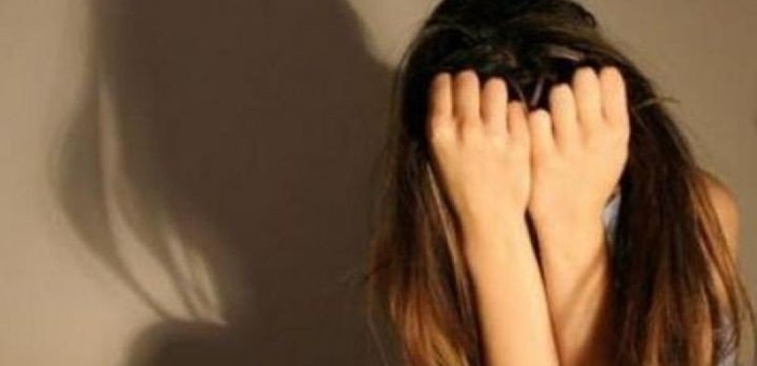 Χειροπέδες σε 30χρονο για σεξουαλική επίθεση σε ανήλικη στον Πειραιά