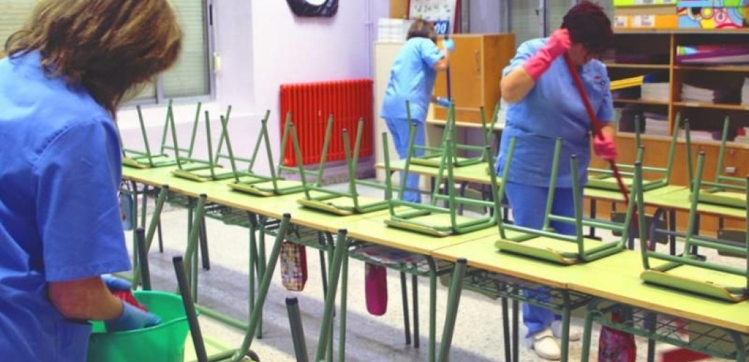 Μονιμοποίηση για τις σχολικές καθαρίστριες ζητά ο δήμος Νεάπολης - Συκεών