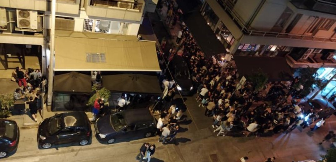 Θεσσαλονίκη: Και πάλι &quot;take away&quot; πάρτι στο κέντρο της πόλης (Βίντεο, φωτ.)
