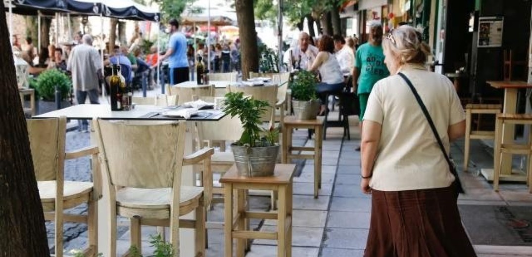 Αναβλήθηκε η συζήτηση για τα τέλη κοινόχρηστων χώρων στον δήμο Θεσσαλονίκης