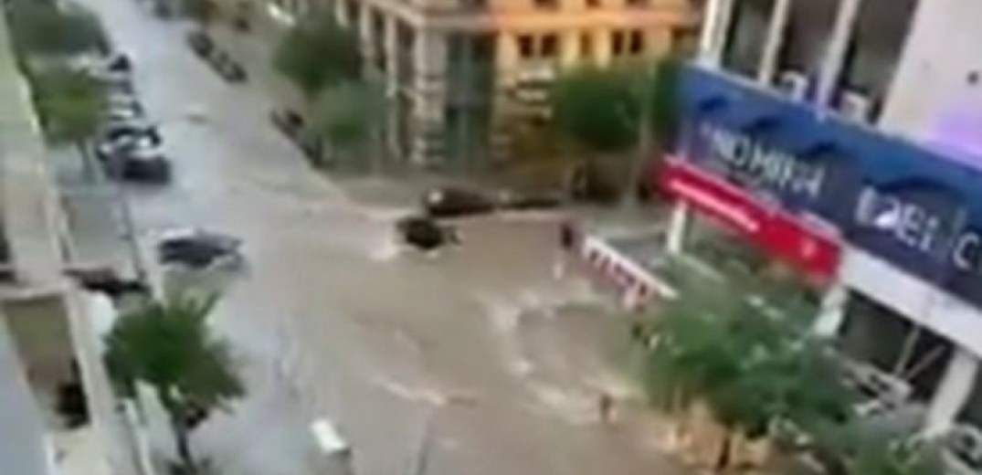 Πλημμύρισαν υπόγεια και έπεσαν δέντρα από την καταιγίδα στη Θεσσαλονίκη (βίντεο)