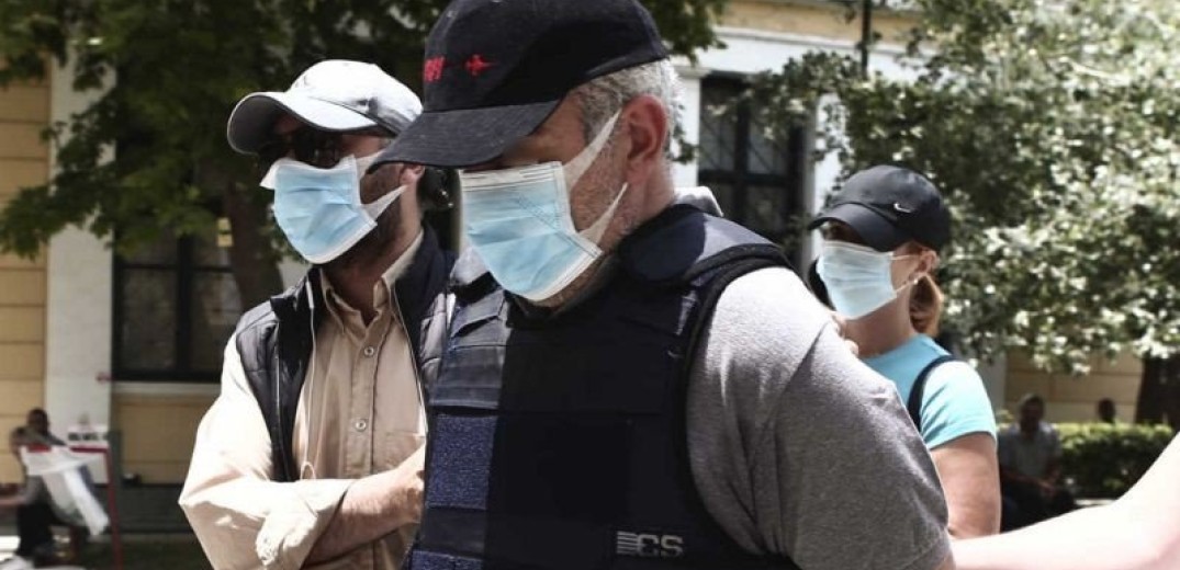 Ψευτογιατρός: Συνεχίζεται η δίκη για τον «Dr Kontos» με τις καταθέσεις των μαρτύρων