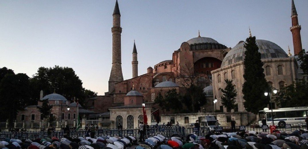 Τουρκία: &#x27;Αρχισαν τις προεργασίες για να μετατρέψουν την Αγία Σοφία σε τζαμί 