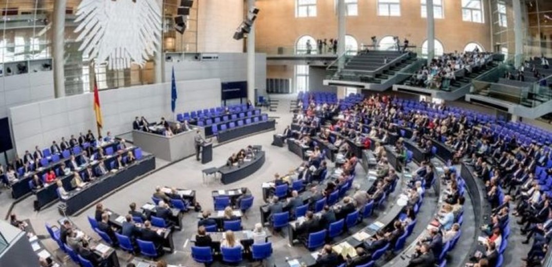 Γερμανία: Εγκρίθηκε από την Bundestag το &quot;φρένο έκτακτης ανάγκης&quot; για την πανδημία