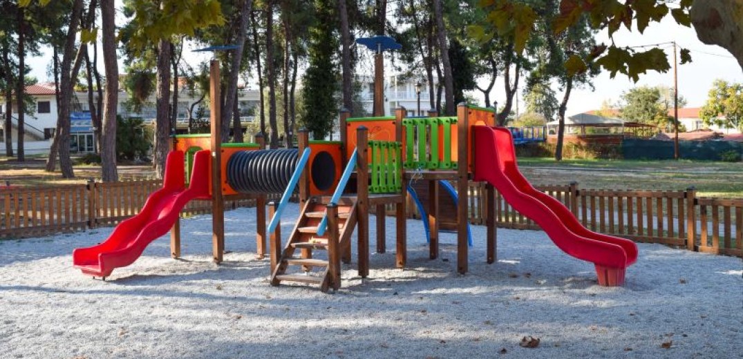Αλεξανδρούπολη: Νέα παιδική χαρά σε νηπιαγωγείο του Απαλού από την Ένωση «Μαζί για το Παιδί»