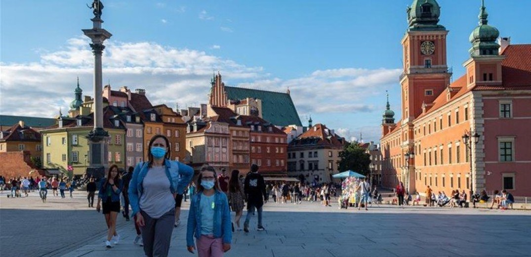 Η Πολωνία ετοιμάζεται για σκληρότερα μέτρα λόγω της πανδημίας
