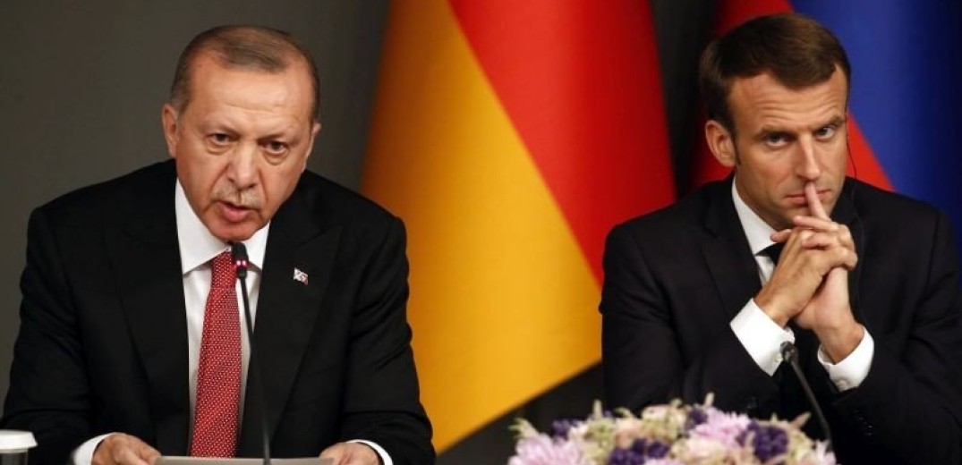 Ο Ερντογάν κατηγορεί τον Μακρόν για «αποικιοκρατικές» βλέψεις 