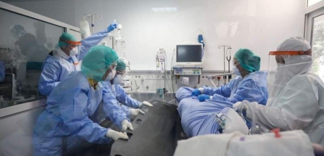 Κορονοϊός: Προσλήψεις 300 μόνιμων γιατρών σε ΜΕΘ, επιτάσσονται ιδιωτικές κλινικές 