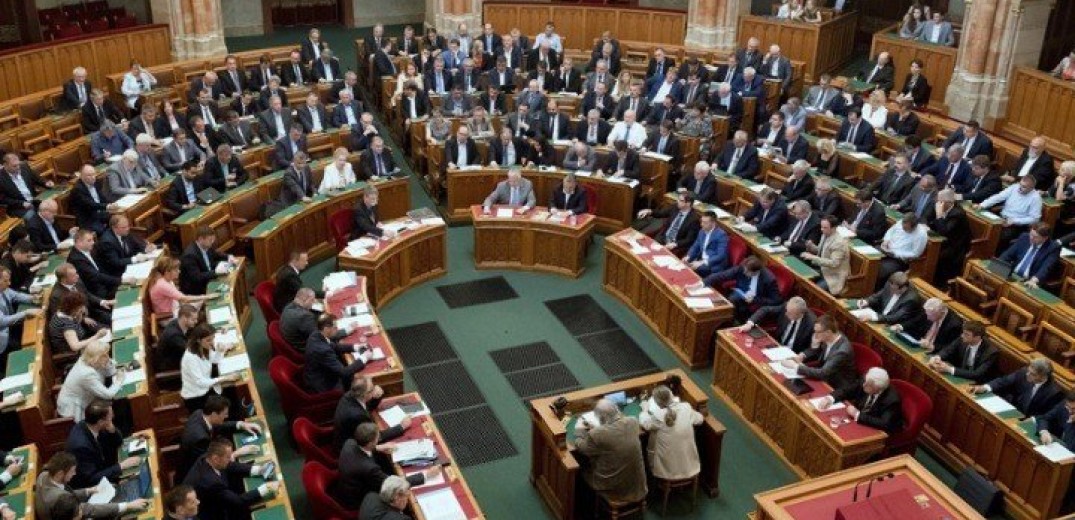 Ξεκινάει η συζήτηση στη Βουλή της ΠΓΔΜ για την αλλαγή του Συντάγματος
