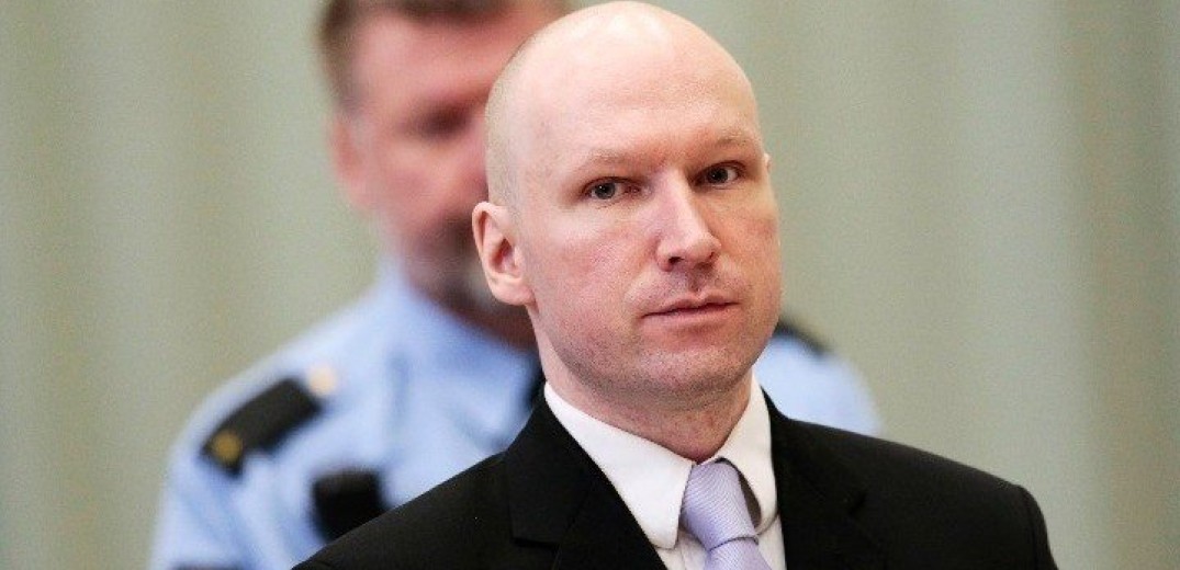 Νορβηγία: Να αποφυλακιστεί υπό όρους ζητά ο κατά συρροή δολοφόνος Άντερς Μπράιβικ