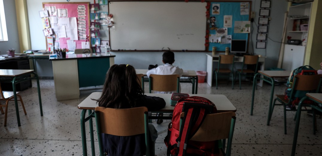 Θεσσαλονίκη: Πρώτο κρούσμα σε εκπαιδευτικό δημοτικού σχολείου
