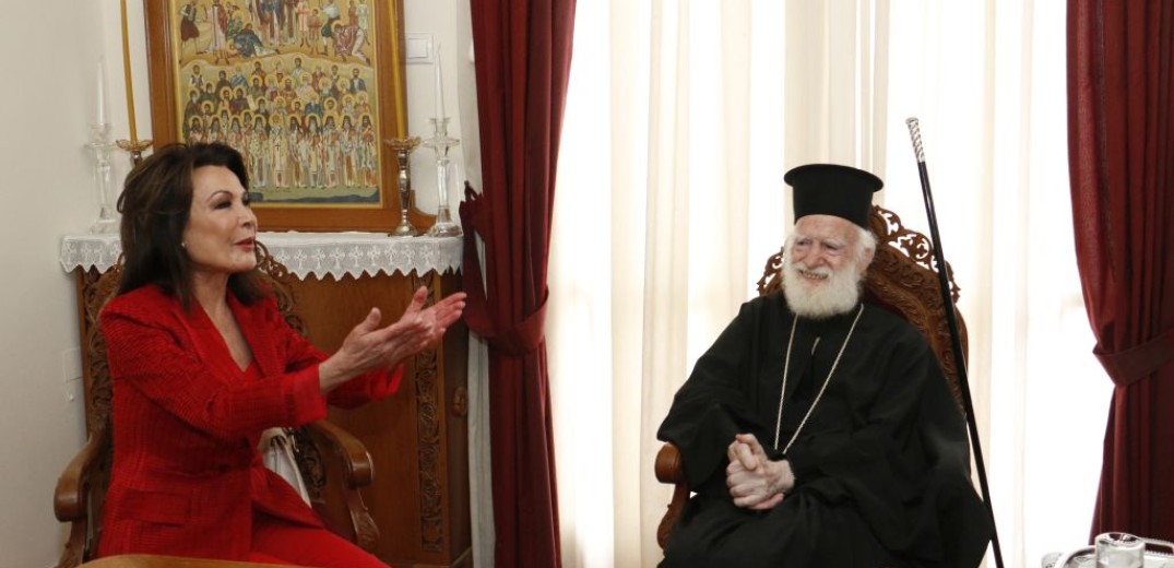 Σε κρίσιμη κατάσταση στο νοσοκομείο ο αρχιεπίσκοπος Κρήτης