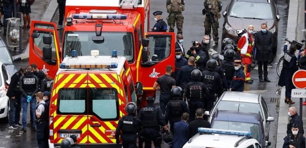 Παρίσι: Άλλοι πέντε άνδρες τέθηκαν υπό κράτηση για την επίθεση στα παλιά γραφεία του Charlie Hebdo