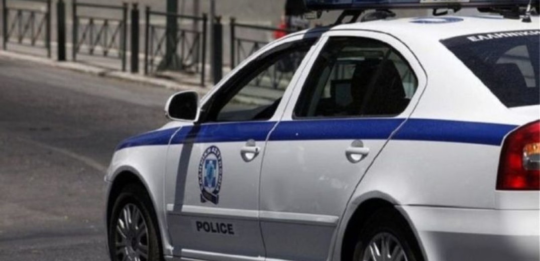Aστυνομικός μεταξύ των συλληφθέντων σε επιχείρηση για ναρκωτικά στην Αθήνα